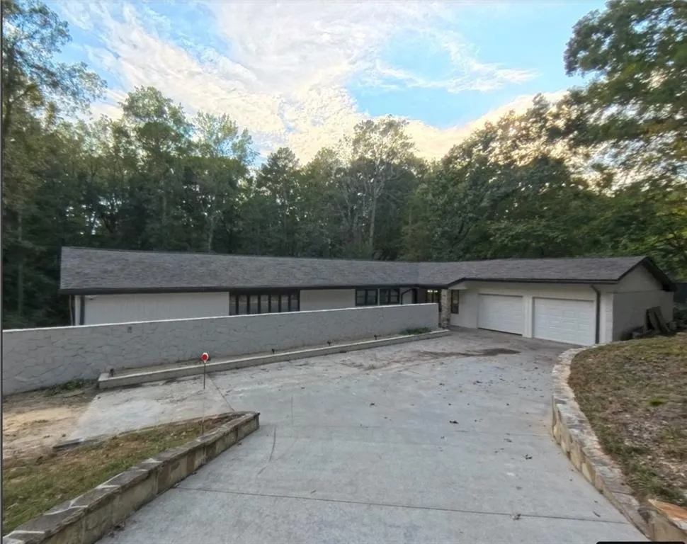1351 Paces Forest Drive Nw, Atlanta, Georgia 30327, 8 Bedrooms Bedrooms, ,5 BathroomsBathrooms,Residential,For Sale,1351 Paces Forest Drive Nw,7664710