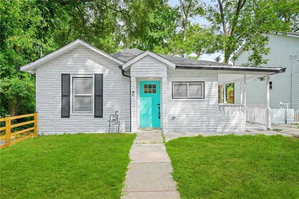 30 Johnson Road Nw, Atlanta, Georgia 30318, 4 Bedrooms Bedrooms, ,3 BathroomsBathrooms,Residential,For Sale,30 Johnson Road Nw,7665502