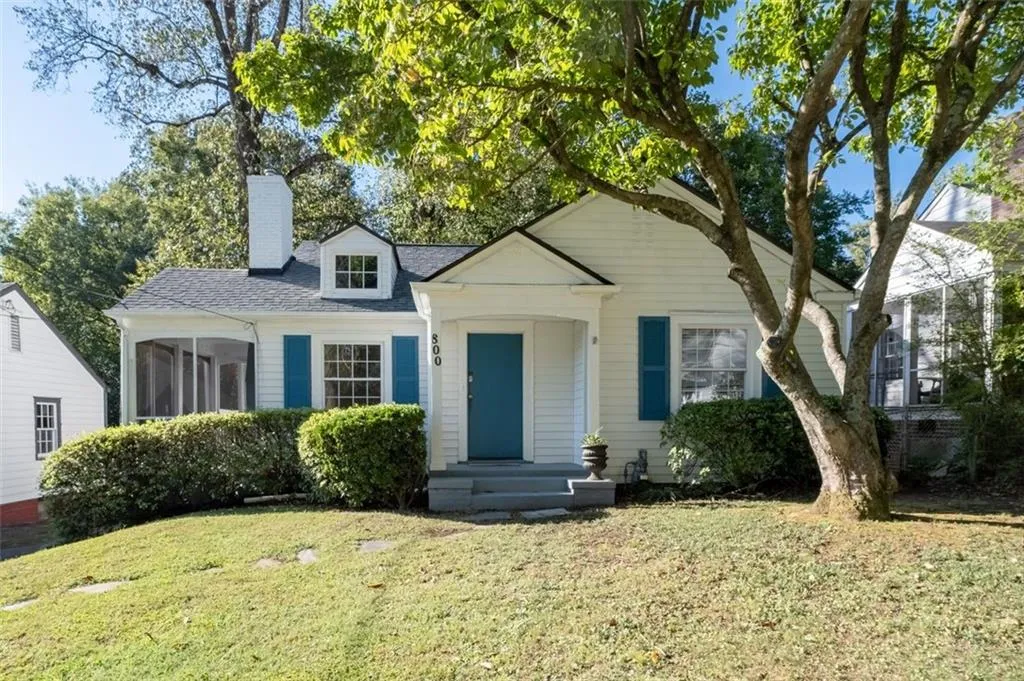 800 Berkeley Avenue Nw, Atlanta, Georgia 30318, 2 Bedrooms Bedrooms, ,1 BathroomBathrooms,Residential,For Sale,800 Berkeley Avenue Nw,7663233