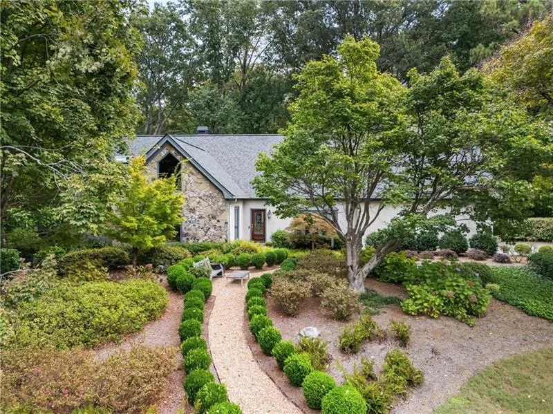 425 Overview Drive, Atlanta, Georgia 30327, 5 Bedrooms Bedrooms, ,4 BathroomsBathrooms,Land,For Sale,425 Overview Drive,7665656