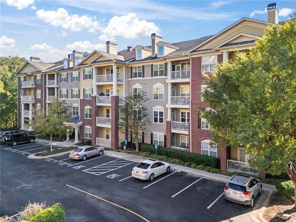 3150 Woodwalk Drive Se Unit 2206, Atlanta, Georgia 30339, 2 Bedrooms Bedrooms, ,2 BathroomsBathrooms,Residential,For Sale,3150 Woodwalk Drive Se Unit 2206,7665715