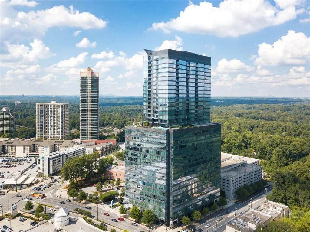 3630 Peachtree Road Ne Unit #2104, Atlanta, Georgia 30326, 2 Bedrooms Bedrooms, ,2 BathroomsBathrooms,Residential,For Sale,3630 Peachtree Road Ne Unit #2104,7667110