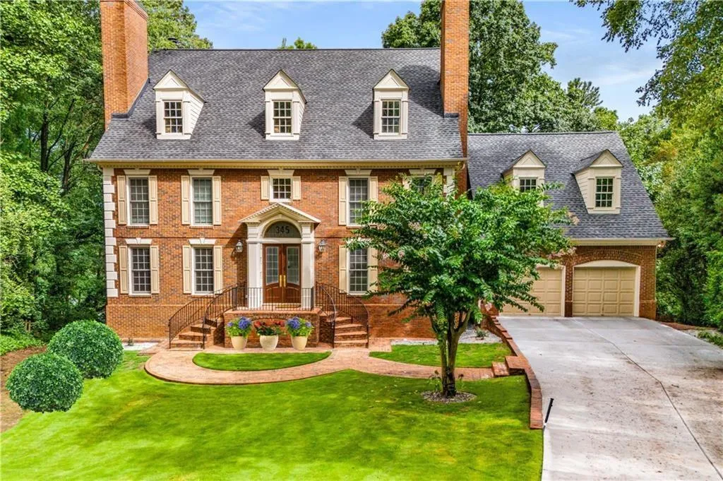 345 W Berwicke Common Ne, Atlanta, Georgia 30342, 5 Bedrooms Bedrooms, ,4 BathroomsBathrooms,Residential,For Sale,345 W Berwicke Common Ne,7666741