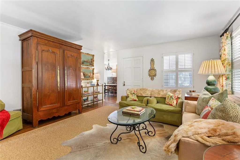 2520 Ridgewood Road Nw, Atlanta, Georgia 30318, 3 Bedrooms Bedrooms, ,2 BathroomsBathrooms,Residential,For Sale,2520 Ridgewood Road Nw,7667785