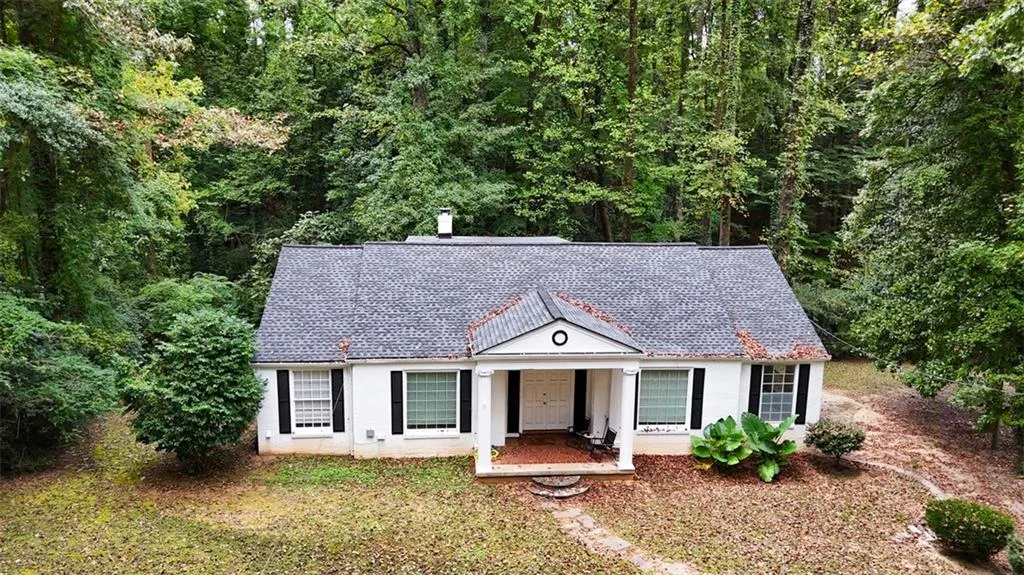 3612 N Stratford Rd Ne, Atlanta, Georgia 30342, 4 Bedrooms Bedrooms, ,3 BathroomsBathrooms,Residential,For Sale,3612 N Stratford Rd Ne,7662018