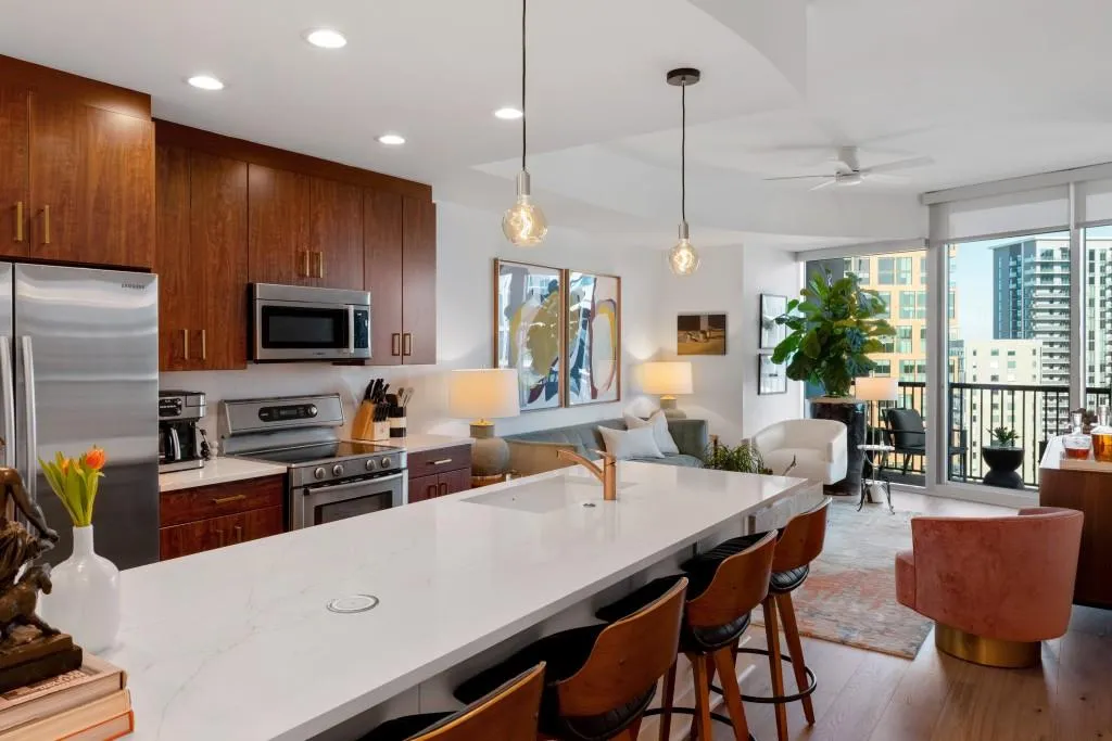 1080 Peachtree Street Ne Unit 1906, Atlanta, Georgia 30309, 1 Bedroom Bedrooms, ,1 BathroomBathrooms,Residential,For Sale,1080 Peachtree Street Ne Unit 1906,7668514