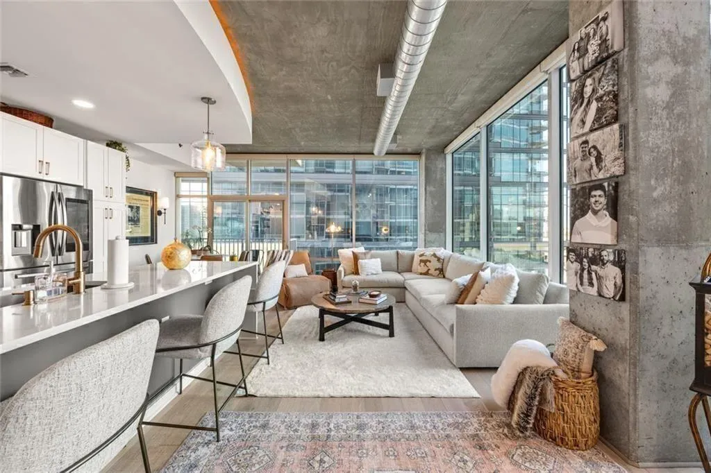 923 Peachtree Street Ne Unit 939, Atlanta, Georgia 30309, 1 Bedroom Bedrooms, ,1 BathroomBathrooms,Residential,For Sale,923 Peachtree Street Ne Unit 939,7669157