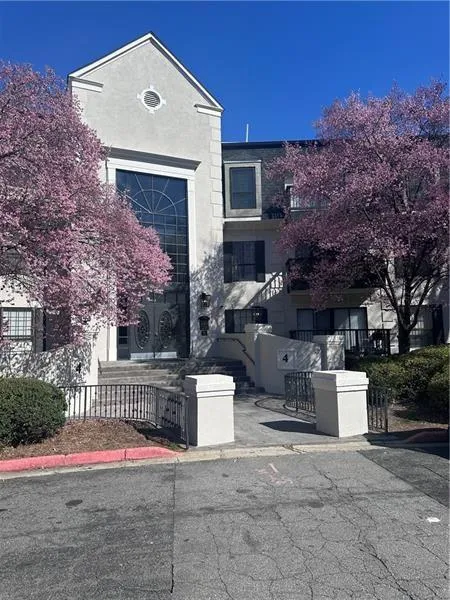 4106 Pine Heights Drive Ne, Atlanta, Georgia 30324, 2 Bedrooms Bedrooms, ,2 BathroomsBathrooms,Residential,For Sale,4106 Pine Heights Drive Ne,7670064