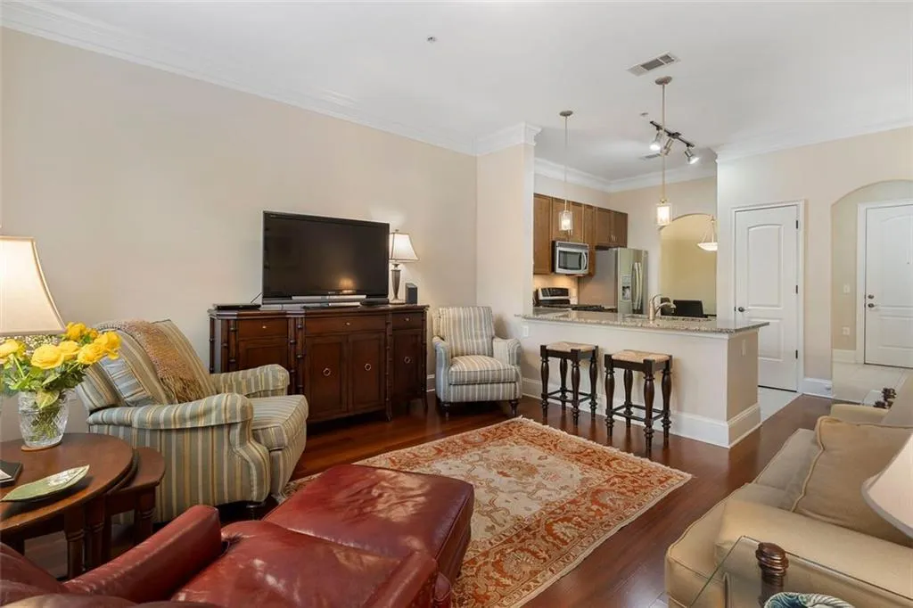 3621 Vinings Slope Se Unit 2115, Atlanta, Georgia 30339, 1 Bedroom Bedrooms, ,1 BathroomBathrooms,Residential,For Sale,3621 Vinings Slope Se Unit 2115,7670310