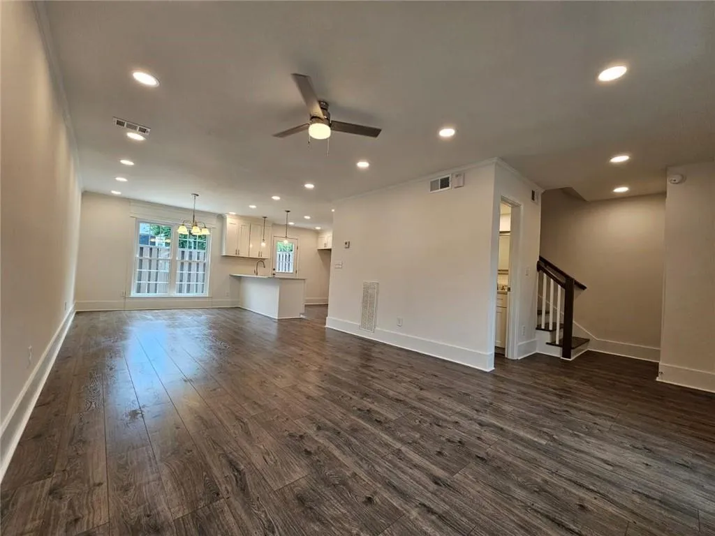 5 George Wythe Place Nw, Atlanta, Georgia 30318, 2 Bedrooms Bedrooms, ,2 BathroomsBathrooms,Residential,For Sale,5 George Wythe Place Nw,7371301 5 George Wythe Place Nw, Atlanta, Georgia 30318, 2 Bedrooms Bedrooms, ,2 BathroomsBathrooms,Residential,For Sale,5 George Wythe Place Nw,7371301