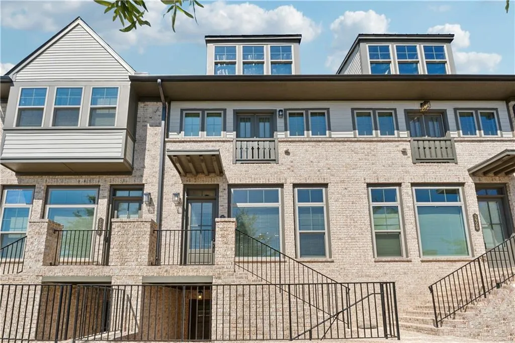 3924 Danube Lane, Atlanta, Georgia 30339, 3 Bedrooms Bedrooms, ,3 BathroomsBathrooms,Residential,For Sale,3924 Danube Lane,7668338