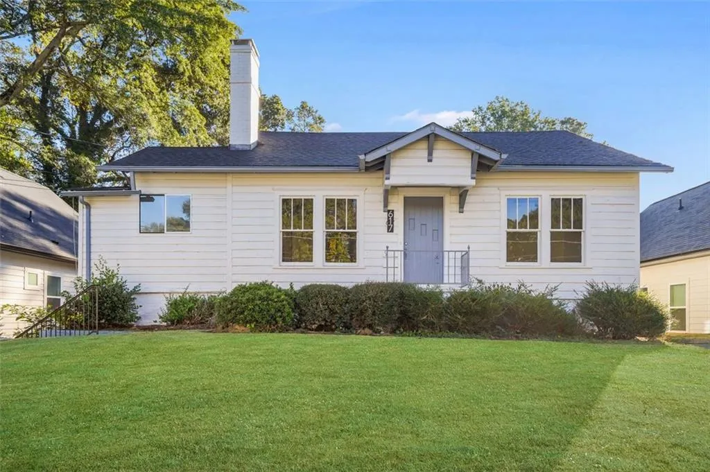 617 Hamilton E Holmes Drive Nw, Atlanta, Georgia 30318, 2 Bedrooms Bedrooms, ,1 BathroomBathrooms,Residential,For Sale,617 Hamilton E Holmes Drive Nw,7671825