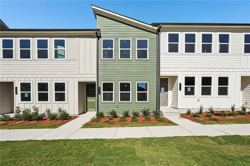 1552 Bryson Drive Nw, Atlanta, Georgia 30318, 3 Bedrooms Bedrooms, ,2 BathroomsBathrooms,Residential,For Sale,1552 Bryson Drive Nw,7672161