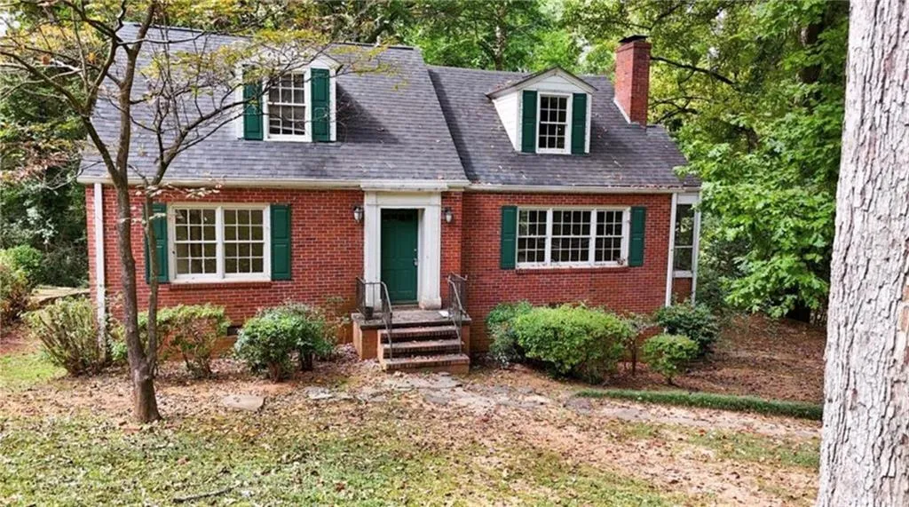 3604 N Stratford Road Ne, Atlanta, Georgia 30342, 4 Bedrooms Bedrooms, ,2 BathroomsBathrooms,Residential,For Sale,3604 N Stratford Road Ne,7673416