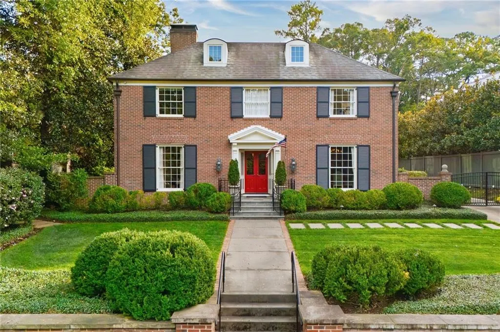 288 Peachtree Battle Avenue Nw, Atlanta, Georgia 30305, 5 Bedrooms Bedrooms, ,4 BathroomsBathrooms,Residential,For Sale,288 Peachtree Battle Avenue Nw,7681117