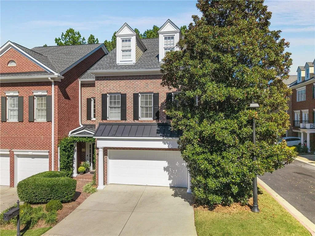 2311 English Ivy Court Se, Atlanta, Georgia 30339, 3 Bedrooms Bedrooms, ,3 BathroomsBathrooms,Residential,For Sale,2311 English Ivy Court Se,7676401