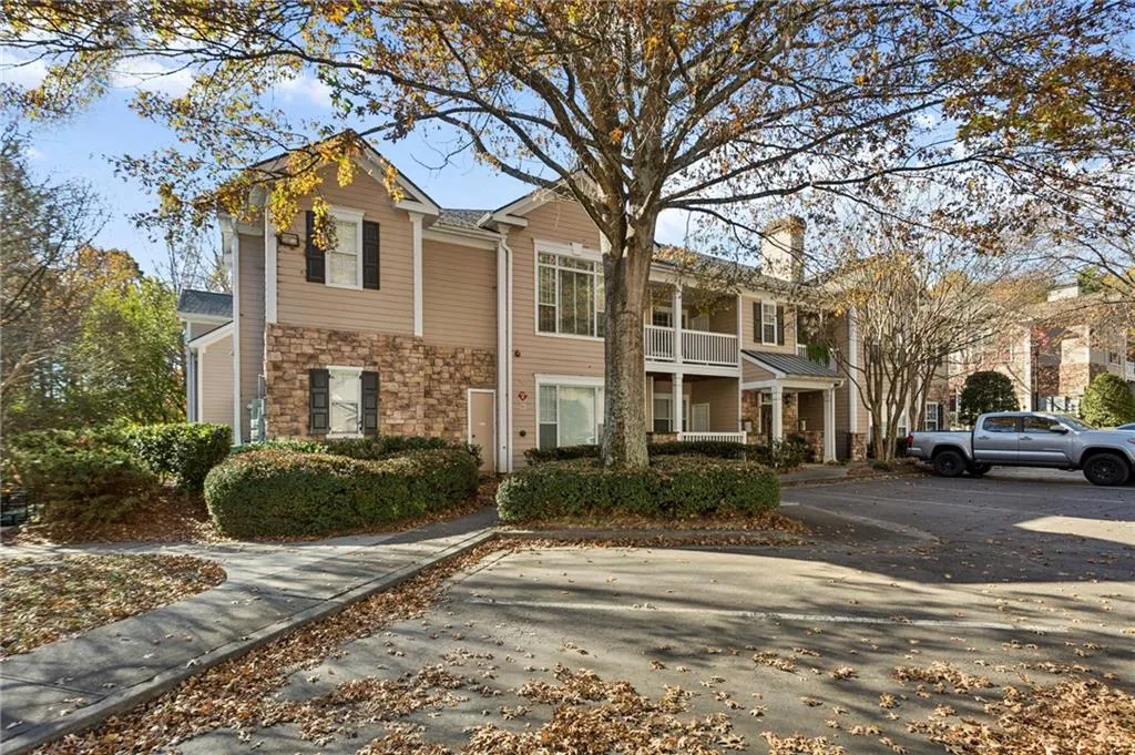 2400 Cumberland Parkway Se Unit 613, Atlanta, Georgia 30339, 2 Bedrooms Bedrooms, ,2 BathroomsBathrooms,Residential,For Sale,2400 Cumberland Parkway Se Unit 613,7682898