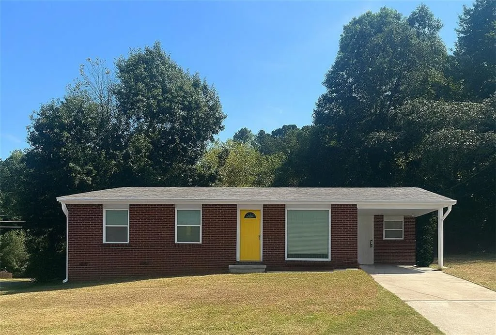 673 Lyric Way Nw, Atlanta, Georgia 30318, 3 Bedrooms Bedrooms, ,1 BathroomBathrooms,Residential,For Sale,673 Lyric Way Nw,7688209