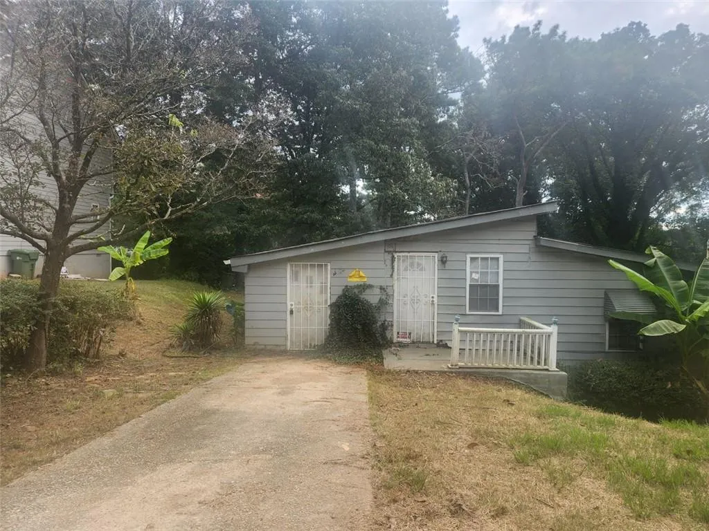 1586 Mary George Avenue Nw, Atlanta, Georgia 30318, 3 Bedrooms Bedrooms, ,1 BathroomBathrooms,Residential,For Sale,1586 Mary George Avenue Nw,7692960