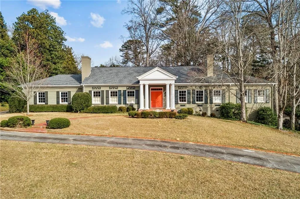 151 Peachtree Battle Avenue Nw, Atlanta, Georgia 30305, 4 Bedrooms Bedrooms, 0 ,4 BathroomsBathrooms,Residential,For Sale,151 Peachtree Battle Avenue Nw,7699086