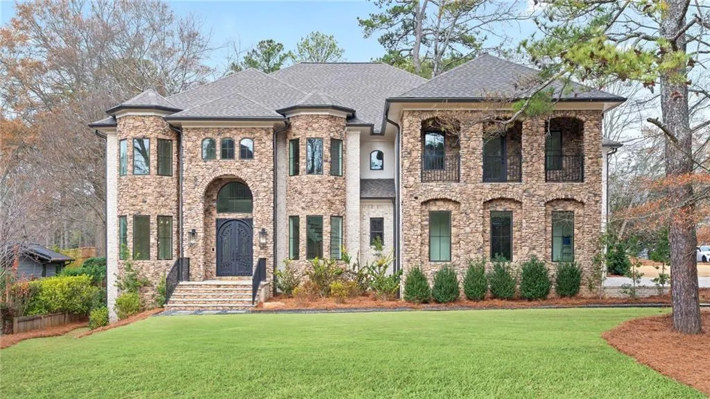 1694 Harts Mill Road Ne, Brookhaven, Georgia 30319, 8 Bedrooms Bedrooms, 0 ,7 BathroomsBathrooms,Residential,For Sale,1694 Harts Mill Road Ne,7702097