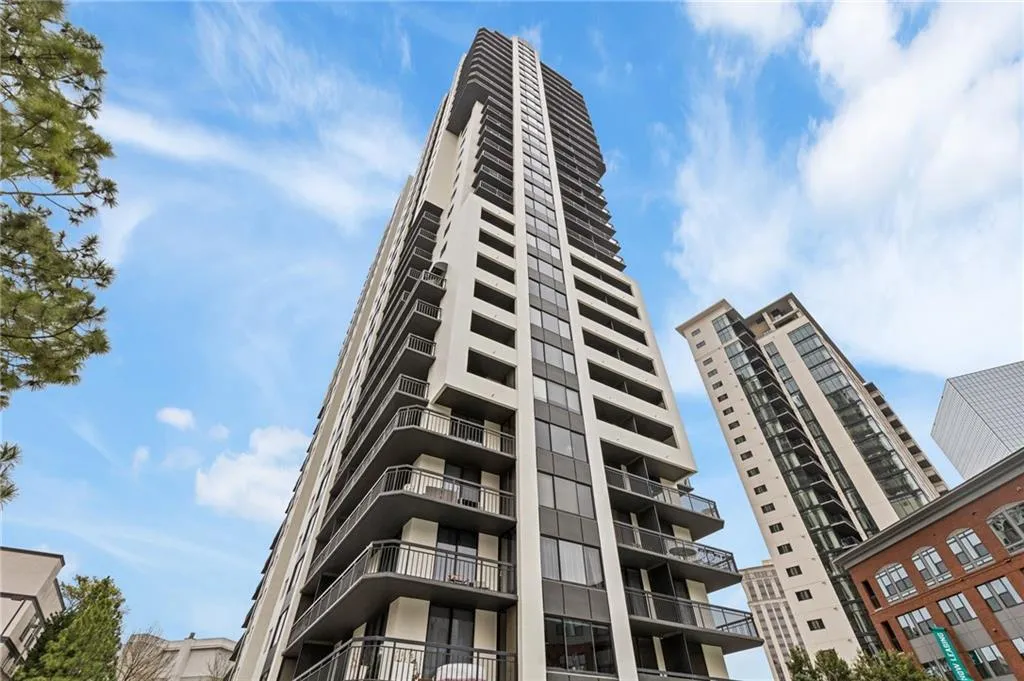 3481 Lakeside Drive Ne Unit 1905, Atlanta, Georgia 30326, 1 Bedroom Bedrooms, 0 ,1 BathroomBathrooms,Residential,For Sale,3481 Lakeside Drive Ne Unit 1905,7704922