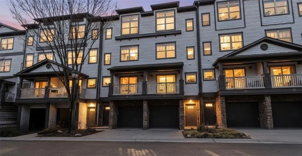 216 Semel Circle Nw Unit 355, Atlanta, Georgia 30309, 2 Bedrooms Bedrooms, 0 ,2 BathroomsBathrooms,Residential,For Sale,216 Semel Circle Nw Unit 355,7705233