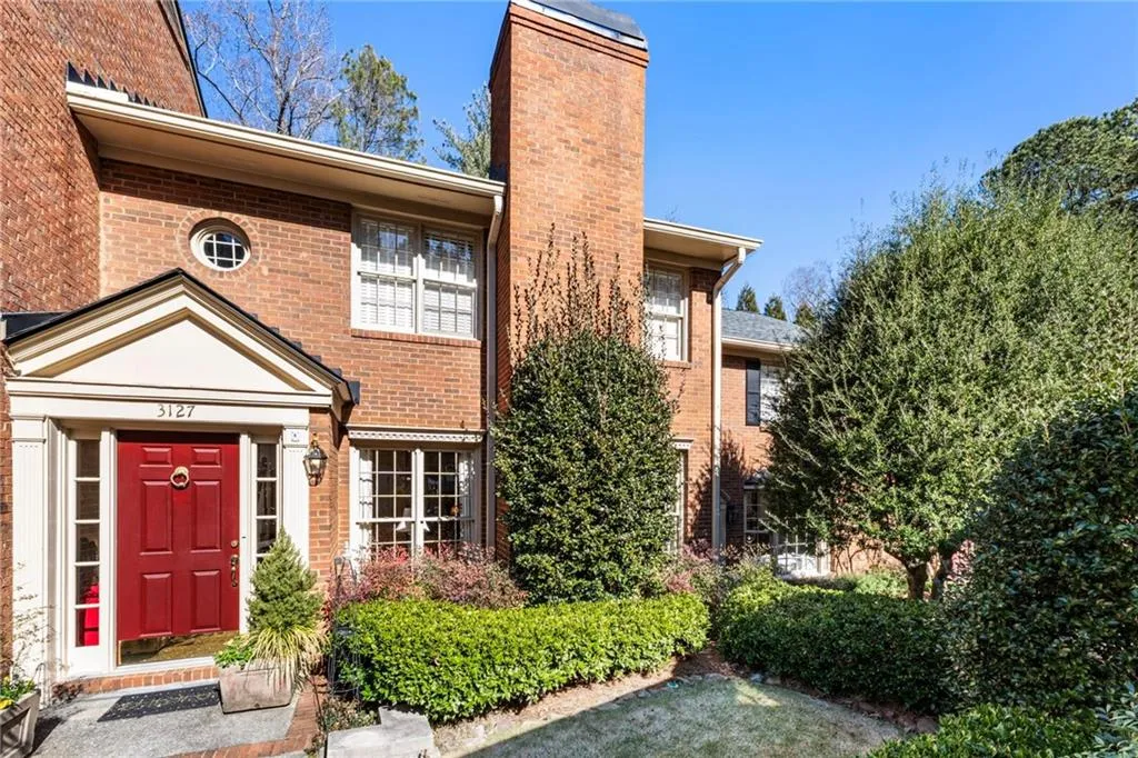 3127 Vinings Ridge, Atlanta, Georgia 30339, 3 Bedrooms Bedrooms, 0 ,2 BathroomsBathrooms,Residential,For Sale,3127 Vinings Ridge,7710812