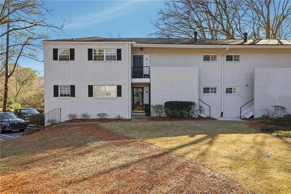 311 Peachtree Hills Avenue Ne Unit 4a, Atlanta, Georgia 30305, 2 Bedrooms Bedrooms, 0 ,1 BathroomBathrooms,Residential,For Sale,311 Peachtree Hills Avenue Ne Unit 4a,7711424