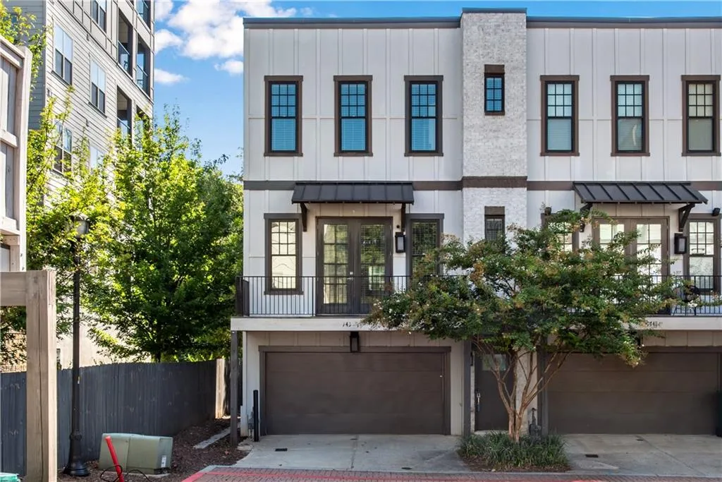 743 Taylor Court, Atlanta, Georgia 30324, 2 Bedrooms Bedrooms, 0 ,2 BathroomsBathrooms,Residential,For Sale,743 Taylor Court,7712317