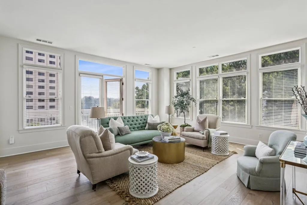 2500 Peachtree Road Nw Unit 405s, Atlanta, Georgia 30305, 2 Bedrooms Bedrooms, 0 ,2 BathroomsBathrooms,Residential,For Sale,2500 Peachtree Road Nw Unit 405s,7712012