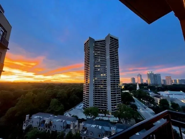 2626 Peachtree Road Nw Unit 1706, Atlanta, Georgia 30305, 1 Bedroom Bedrooms, 0 ,1 BathroomBathrooms,Residential,For Sale,2626 Peachtree Road Nw Unit 1706,7715115