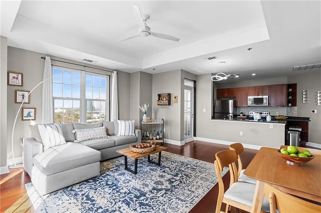 325 E Paces Ferry Road Ne Unit 1711, Atlanta, Georgia 30305, 2 Bedrooms Bedrooms, 0 ,2 BathroomsBathrooms,Residential,For Sale,325 E Paces Ferry Road Ne Unit 1711,7704862