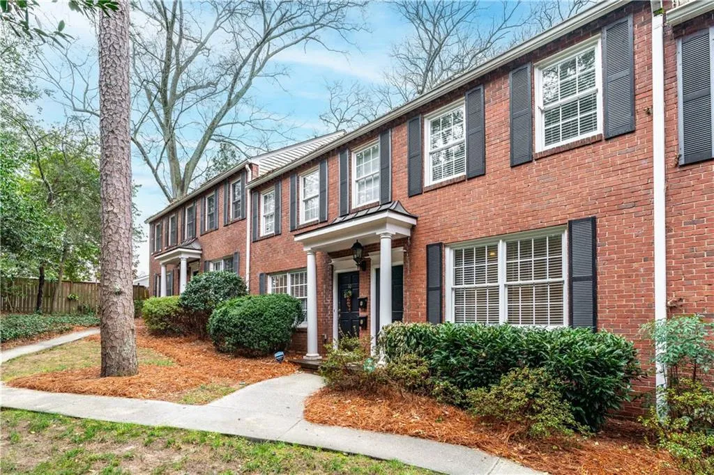 99 Sheridan Drive Ne Unit 9, Atlanta, Georgia 30305, 2 Bedrooms Bedrooms, 0 ,1 BathroomBathrooms,Residential,Sold,99 Sheridan Drive Ne Unit 9,7716344