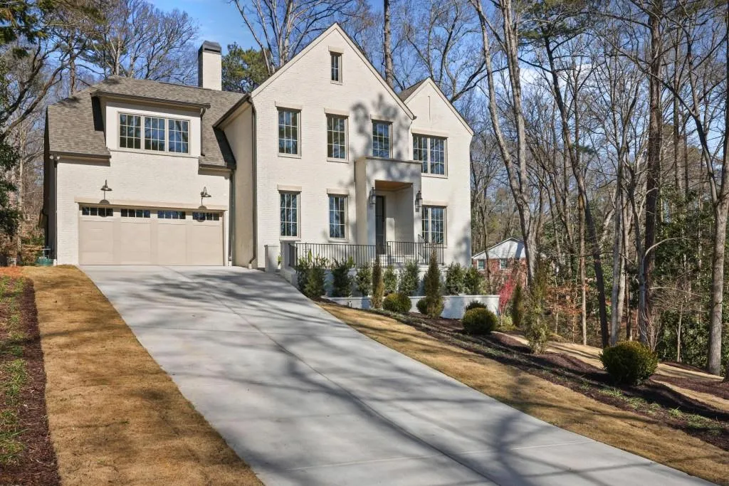3568 Cloudland Drive Nw, Atlanta, Georgia 30327, 5 Bedrooms Bedrooms, 0 ,4 BathroomsBathrooms,Residential,Sold,3568 Cloudland Drive Nw,7720274