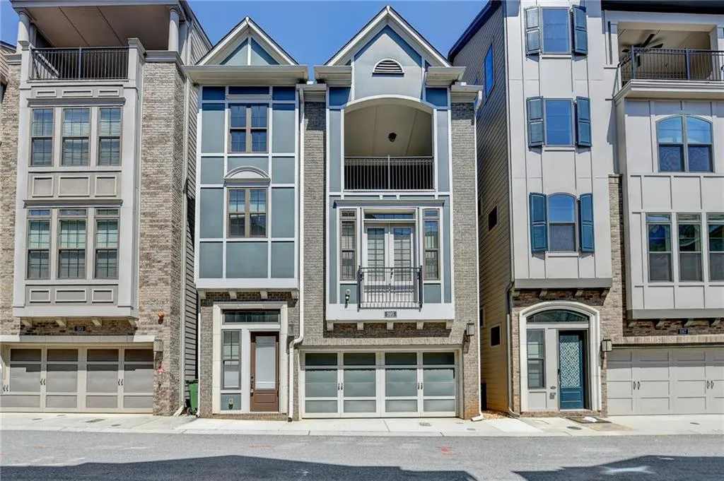 595 Broadview Place Ne, Atlanta, Georgia 30324, 3 Bedrooms Bedrooms, 0 ,3 BathroomsBathrooms,Residential,For Sale,595 Broadview Place Ne,7726764