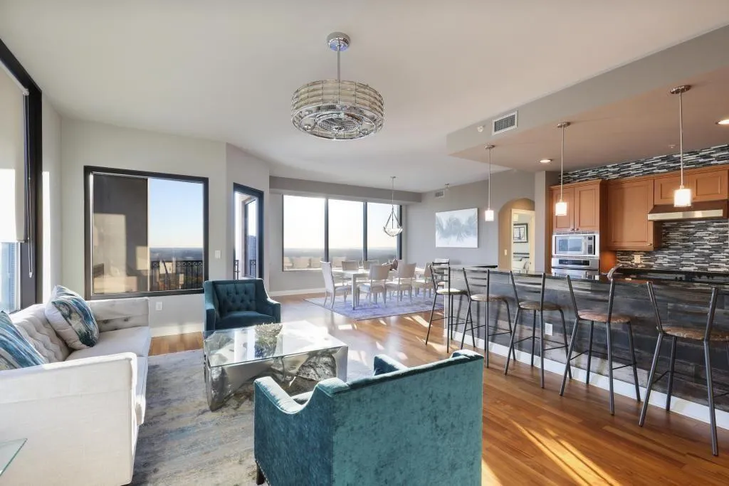 2828 Peachtree Road Unit 2701, Atlanta, Georgia 30305, 3 Bedrooms Bedrooms, 0 ,3 BathroomsBathrooms,Residential,For Sale,2828 Peachtree Road Unit 2701,7727975