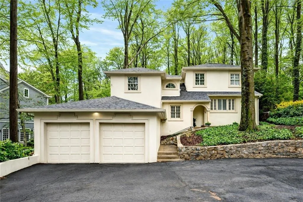 3897 Powers Ferry Road Nw, Atlanta, Georgia 30342, 4 Bedrooms Bedrooms, 0 ,3 BathroomsBathrooms,Residential,For Sale,3897 Powers Ferry Road Nw,7731887