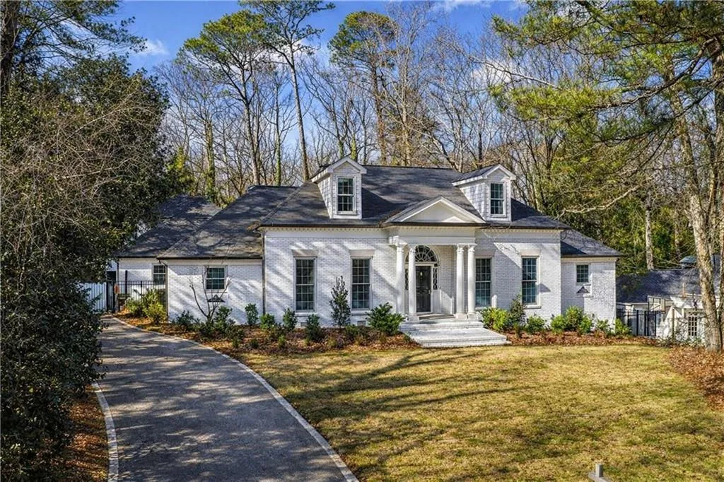 1330 W Wesley Road, Atlanta, Georgia 30327, 6 Bedrooms Bedrooms, 0 ,6 BathroomsBathrooms,Residential,For Sale,1330 W Wesley Road,7732565