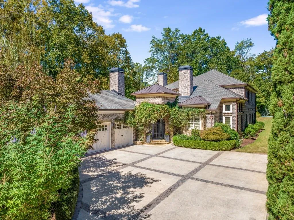 1060 Canter Road Ne, Atlanta, Georgia 30324, 6 Bedrooms Bedrooms, 0 ,7 BathroomsBathrooms,Residential,For Sale,1060 Canter Road Ne,7734967