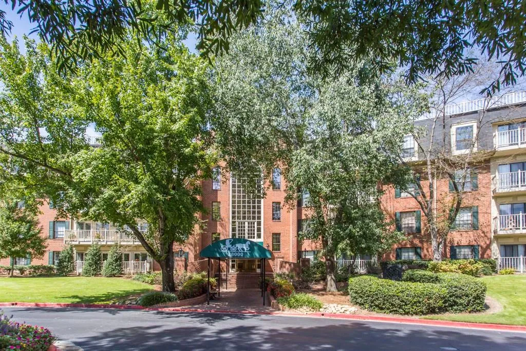 28316 Plantation Drive Ne, Atlanta, Georgia 30324, 2 Bedrooms Bedrooms, 0 ,2 BathroomsBathrooms,Residential,For Sale,28316 Plantation Drive Ne,7736411