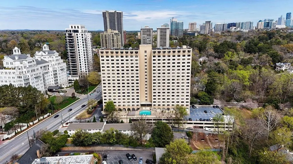 2479 Peachtree Road Ne Unit 1517, Atlanta, Georgia 30305, 2 Bedrooms Bedrooms, 0 ,2 BathroomsBathrooms,Residential,For Sale,2479 Peachtree Road Ne Unit 1517,7739634