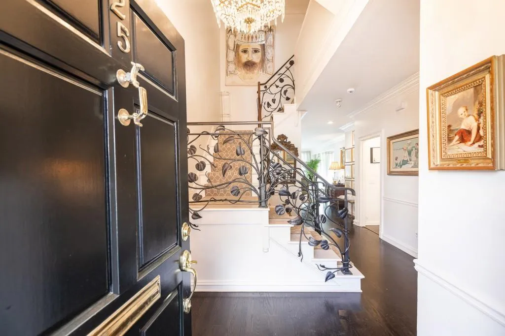 2525 Peachtree Road Ne Unit 25, Atlanta, Georgia 30305, 3 Bedrooms Bedrooms, 0 ,4 BathroomsBathrooms,Residential,For Sale,2525 Peachtree Road Ne Unit 25,7740608