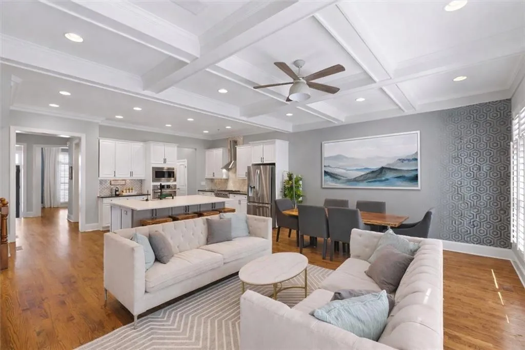 688 Lockton Place, Atlanta, Georgia 30342, 4 Bedrooms Bedrooms, 0 ,4 BathroomsBathrooms,Residential,For Sale,688 Lockton Place,7740814