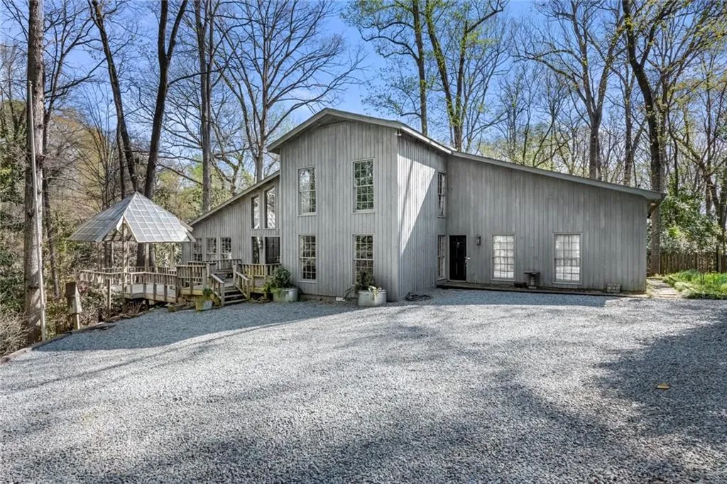 3391 Ridgewood Road Nw, Atlanta, Georgia 30327, 4 Bedrooms Bedrooms, 0 ,2 BathroomsBathrooms,Residential,For Sale,3391 Ridgewood Road Nw,7749191