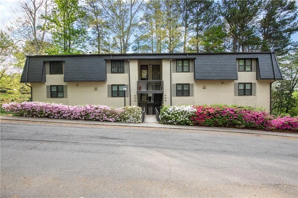 182 Triumph Drive Nw, Atlanta, Georgia 30327, 3 Bedrooms Bedrooms, 0 ,2 BathroomsBathrooms,Residential,For Sale,182 Triumph Drive Nw,7750514