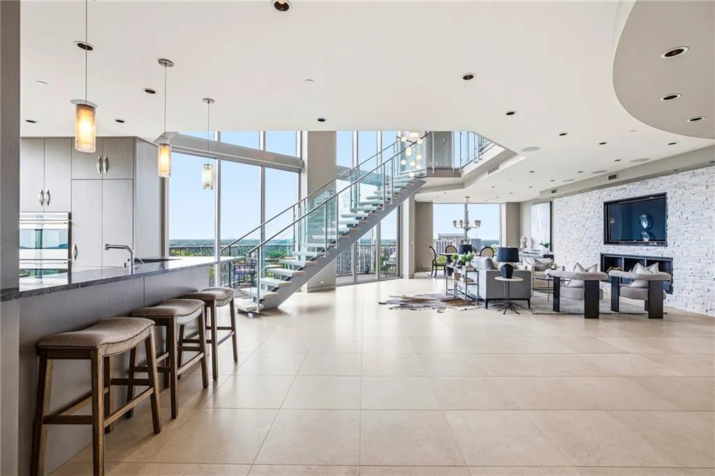 2795 Peachtree Road Ne Unit 2601, Atlanta, Georgia 30305, 2 Bedrooms Bedrooms, 0 ,2 BathroomsBathrooms,Residential,For Sale,2795 Peachtree Road Ne Unit 2601,7749140