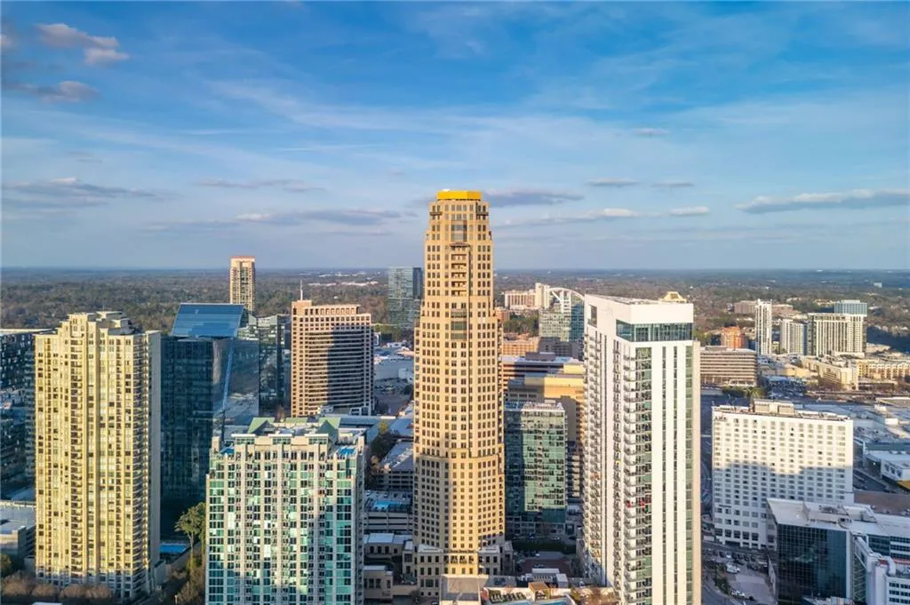 3376 Peachtree Road Ne Unit Ph51, Atlanta, Georgia 30326, 4 Bedrooms Bedrooms, 0 ,4 BathroomsBathrooms,Residential,For Sale,3376 Peachtree Road Ne Unit Ph51,7747907