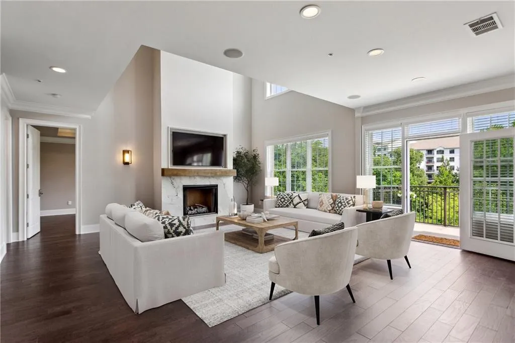 3280 Stillhouse Lane Se Unit 401, Atlanta, Georgia 30339, 2 Bedrooms Bedrooms, 0 ,2 BathroomsBathrooms,Residential,For Sale,3280 Stillhouse Lane Se Unit 401,7756266