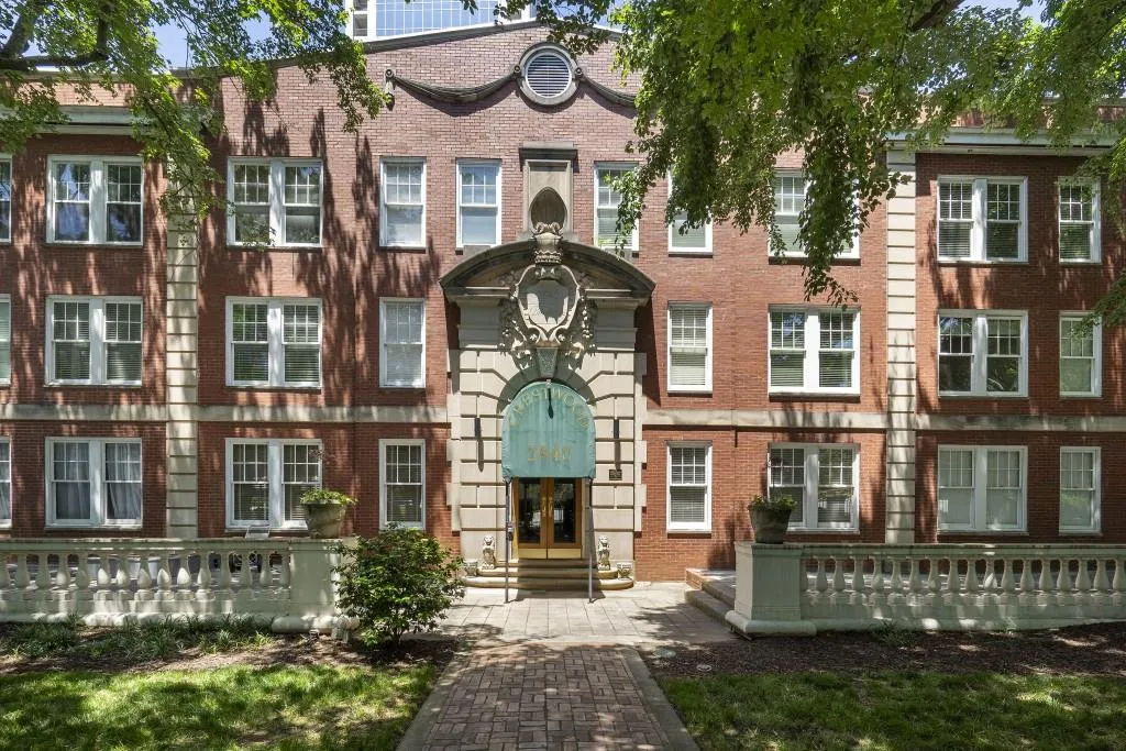 2840 Peachtree Road Nw Unit 406, Atlanta, Georgia 30305, 1 Bedroom Bedrooms, 0 ,1 BathroomBathrooms,Residential,For Sale,2840 Peachtree Road Nw Unit 406,7759424